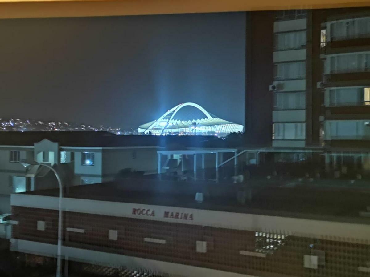 Durban Beach Getaway - Summersands, Inverter For Load Shedding, Free Wifi & Free Parking Exterior photo